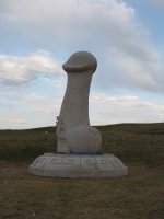 1200px-Penis_statue.jpg